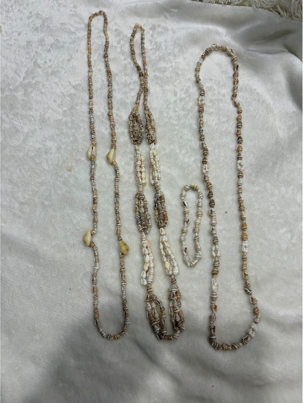 set of vintage Hawaiian style 3 necklaces bracelet leis various small seashell